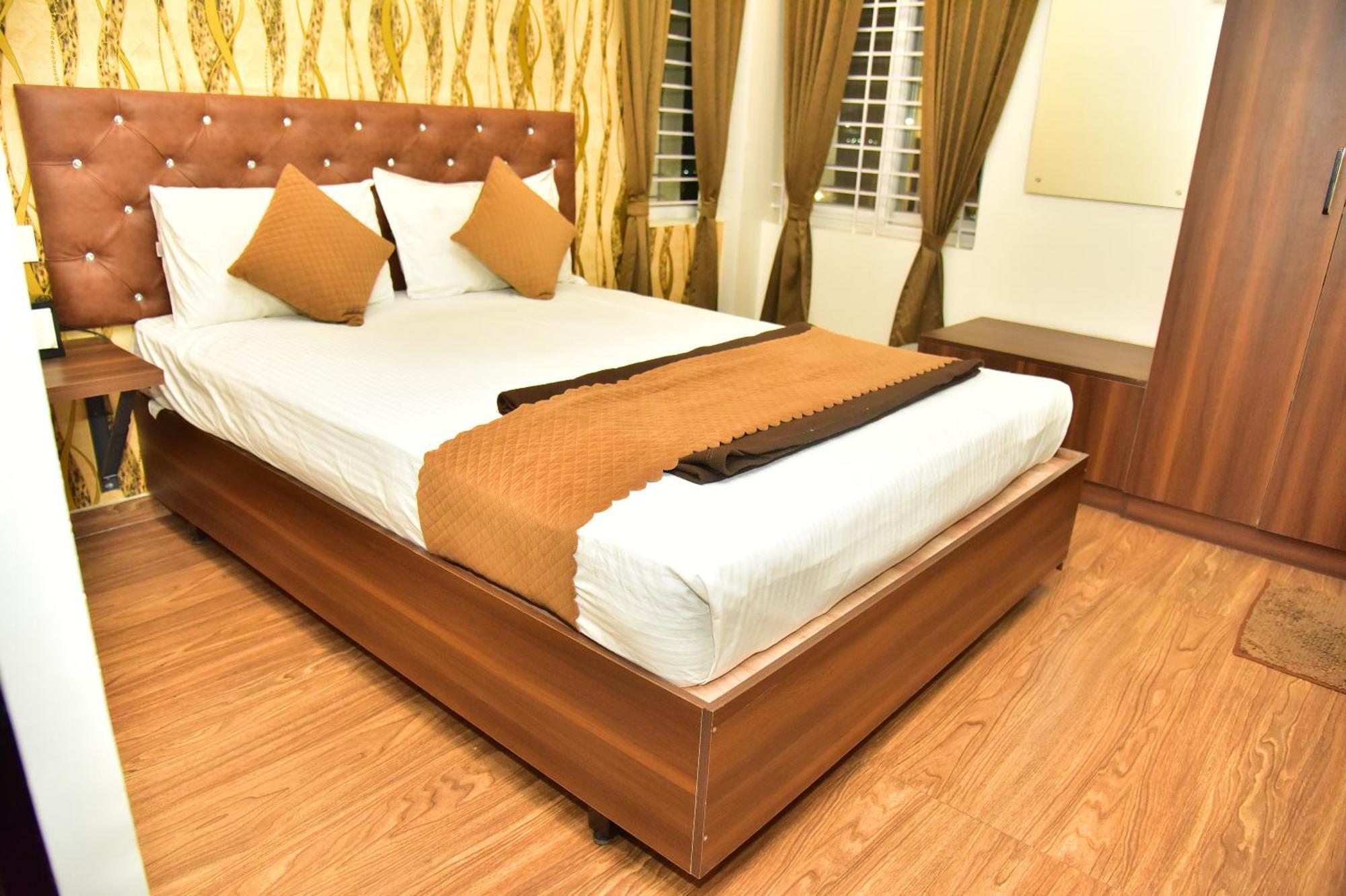 Meadows Inn Мисор Екстериор снимка