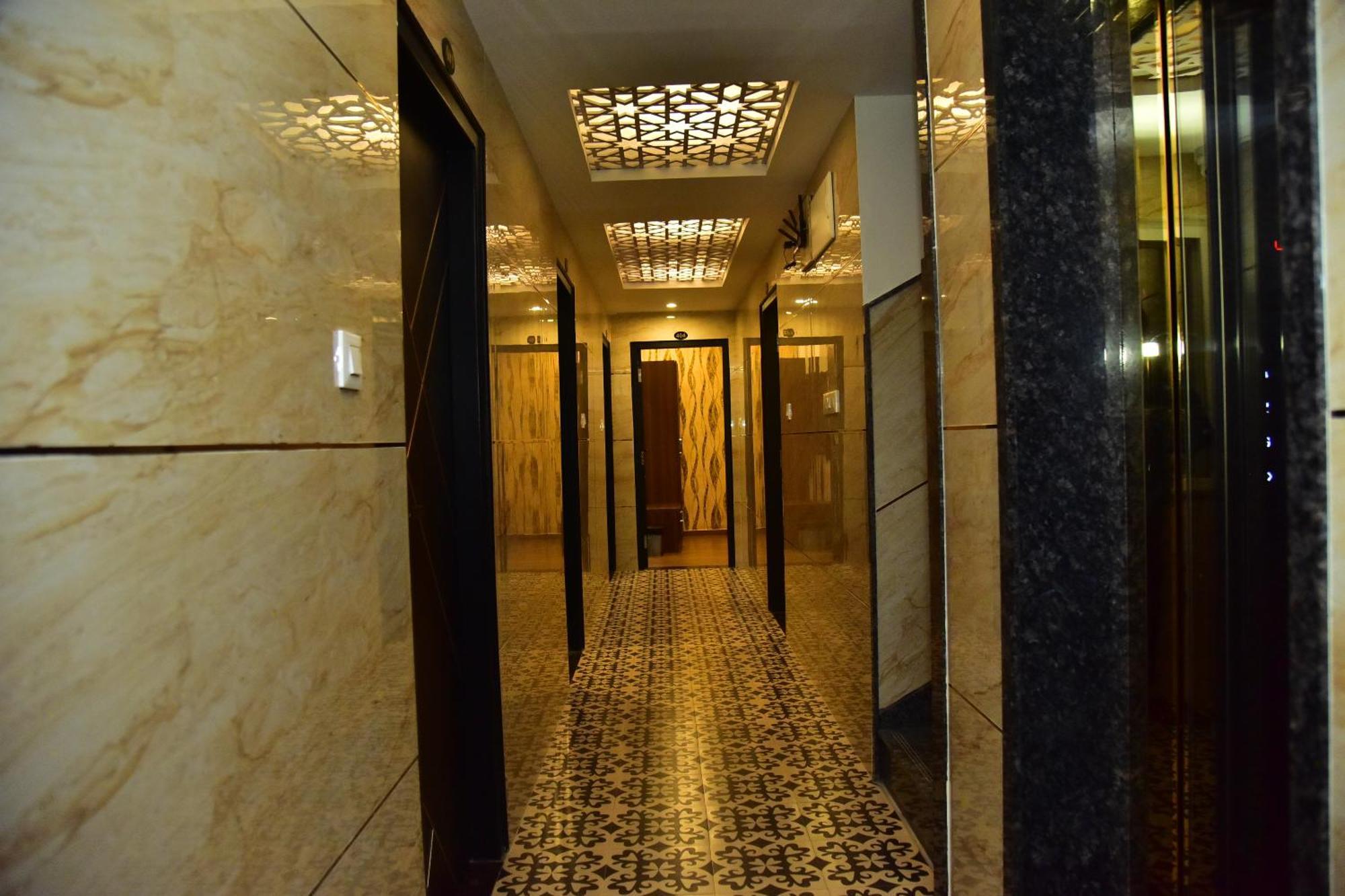 Meadows Inn Мисор Екстериор снимка