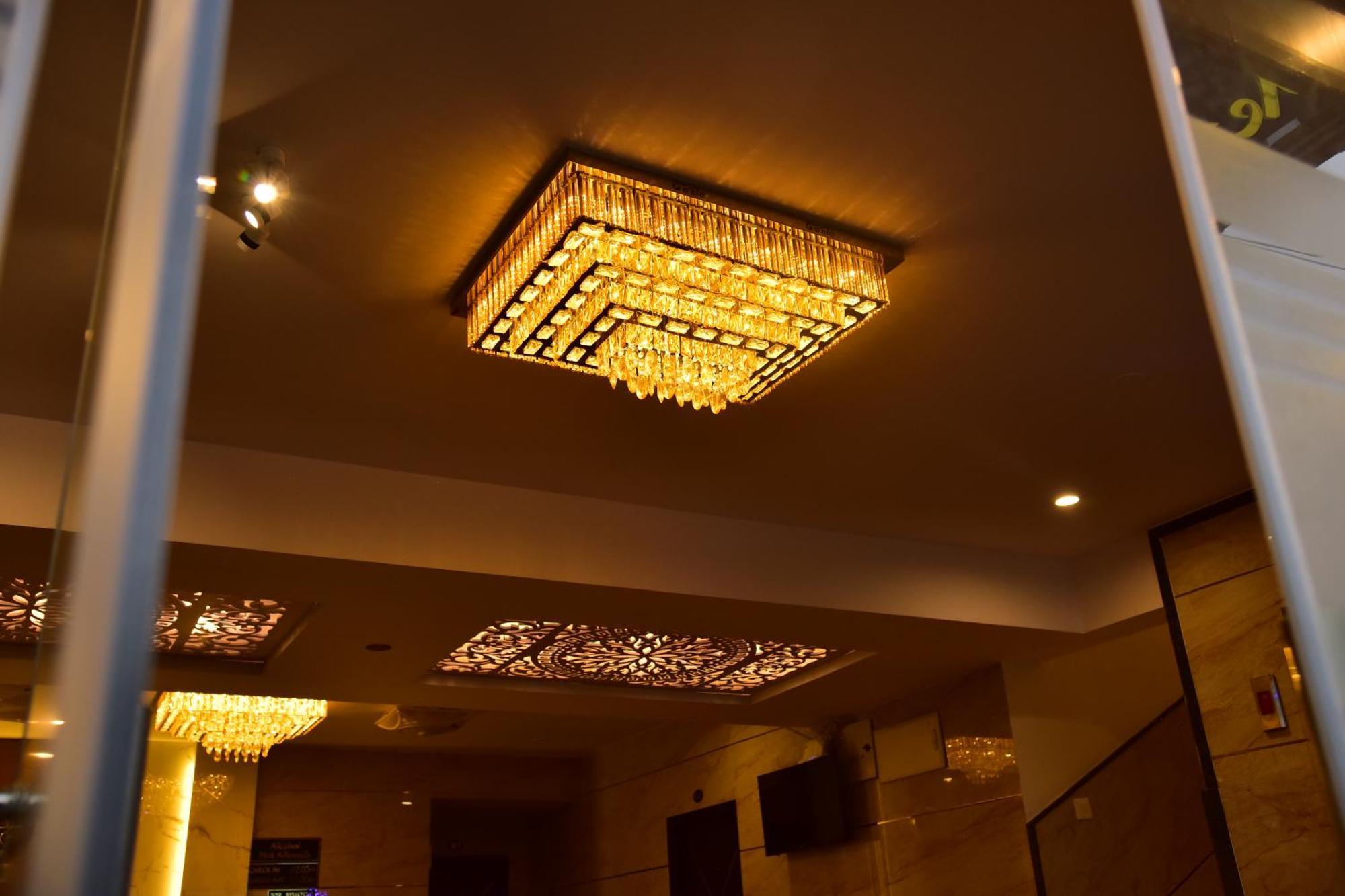 Meadows Inn Мисор Екстериор снимка