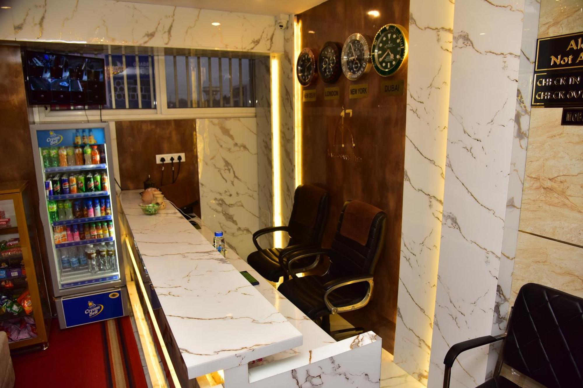 Meadows Inn Мисор Екстериор снимка