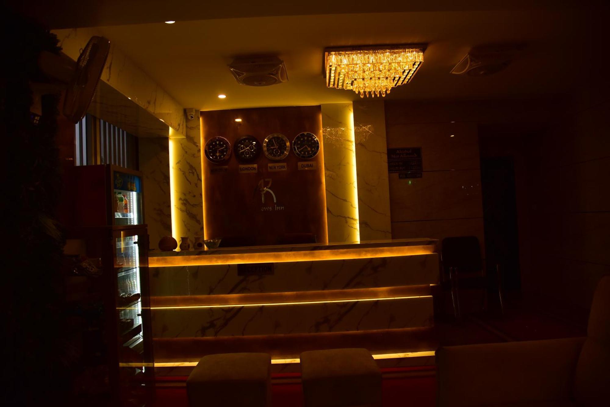 Meadows Inn Мисор Екстериор снимка
