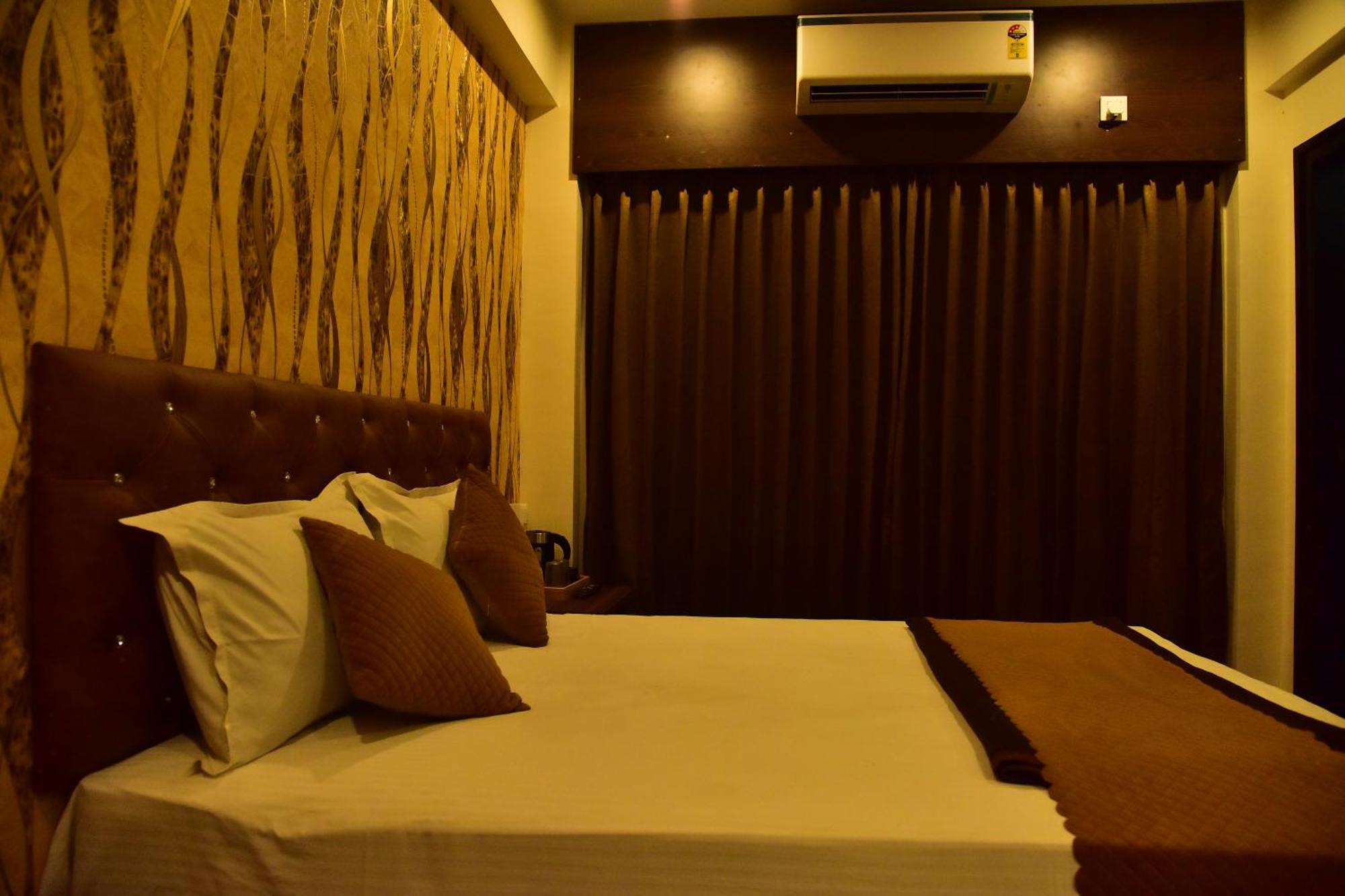 Meadows Inn Мисор Екстериор снимка