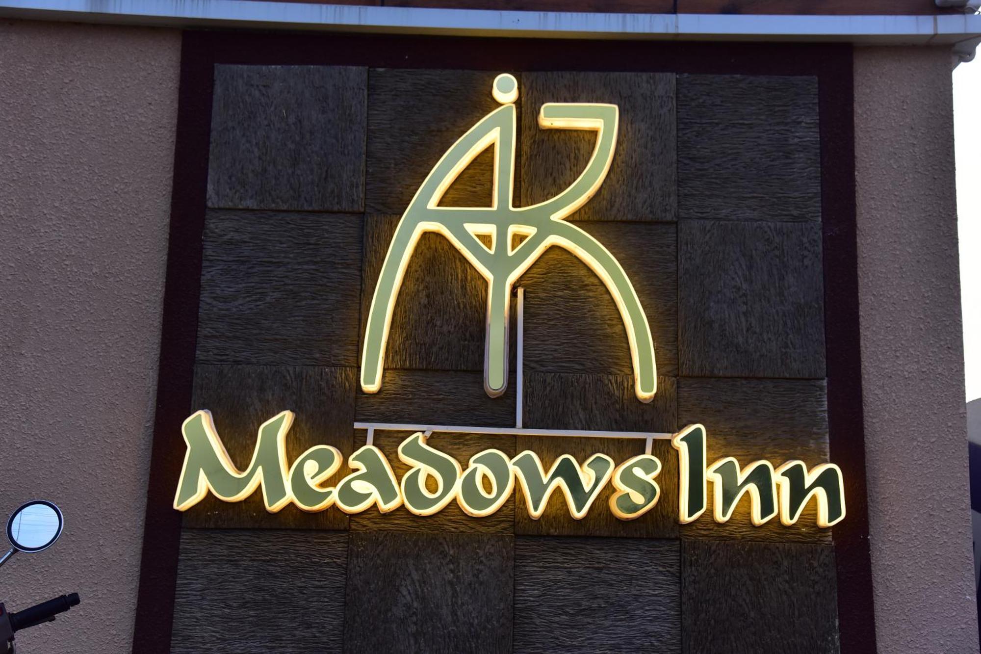 Meadows Inn Мисор Екстериор снимка